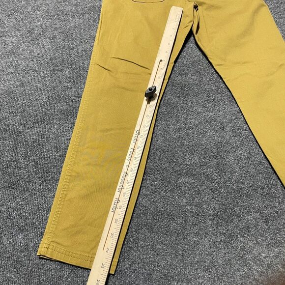 Old Navy Pixie Pants Women's Size 2 Tan - Picture 12 of 15